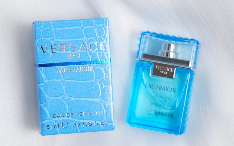 Nước hoa Versace Man Eau Fraiche EDT