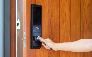 tiêu chí khi chọn mua khóa cửa vân tay